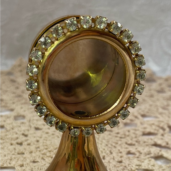 Vintage Elegant mini brass reliquary, used to gold & display religious relics. - Picture 5 of 5